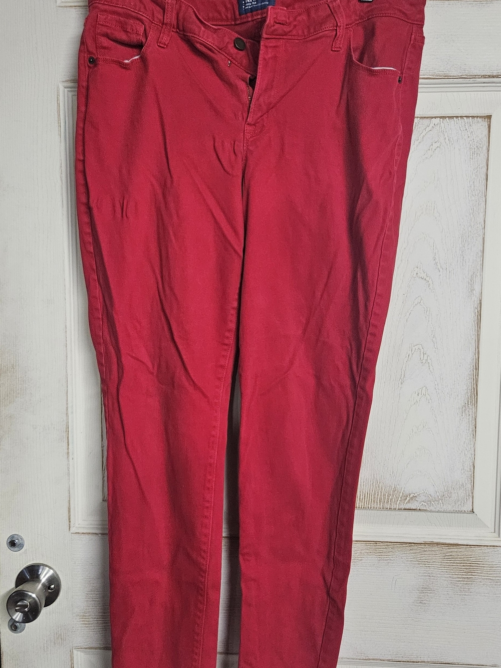 Old Navy Women's Skinny Jeans in Bright Red